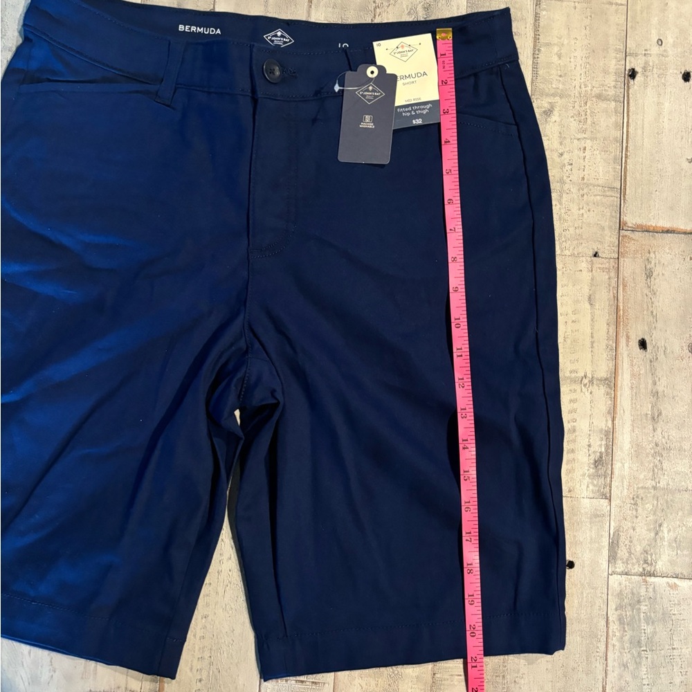 St. John’s Bay Bermuda Shorts Size 10 - Picture 6 of 7